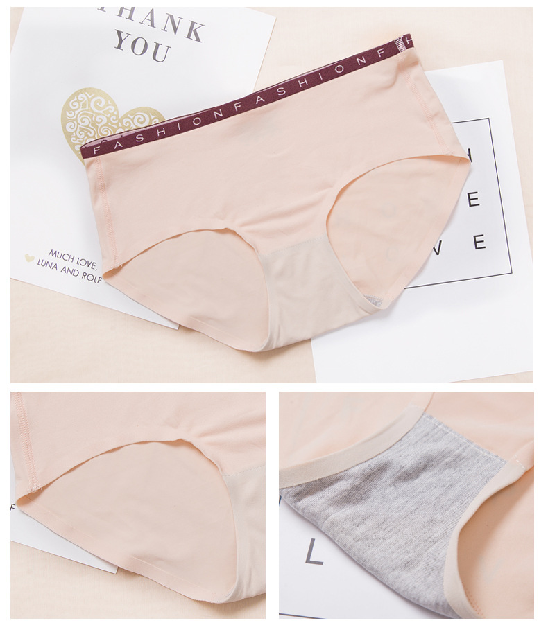 LAN E Seamless Skin Age English letters shoulder strap Abraded Seamless bra Comfortable Gather underwear Women LAN E Seamless Skin Age English letters shoulder strap Abraded Seamless bra Comfortable Gather underwear Women