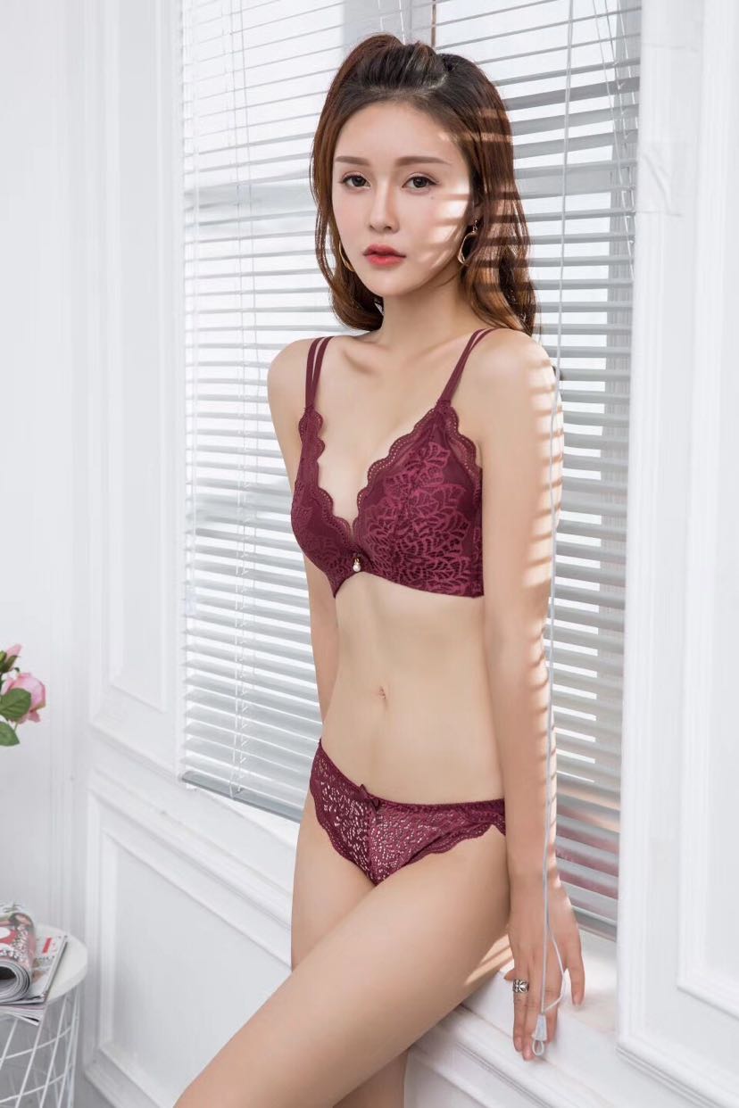 2017 new hot style maple leaf lace seamless bra &amp; bra