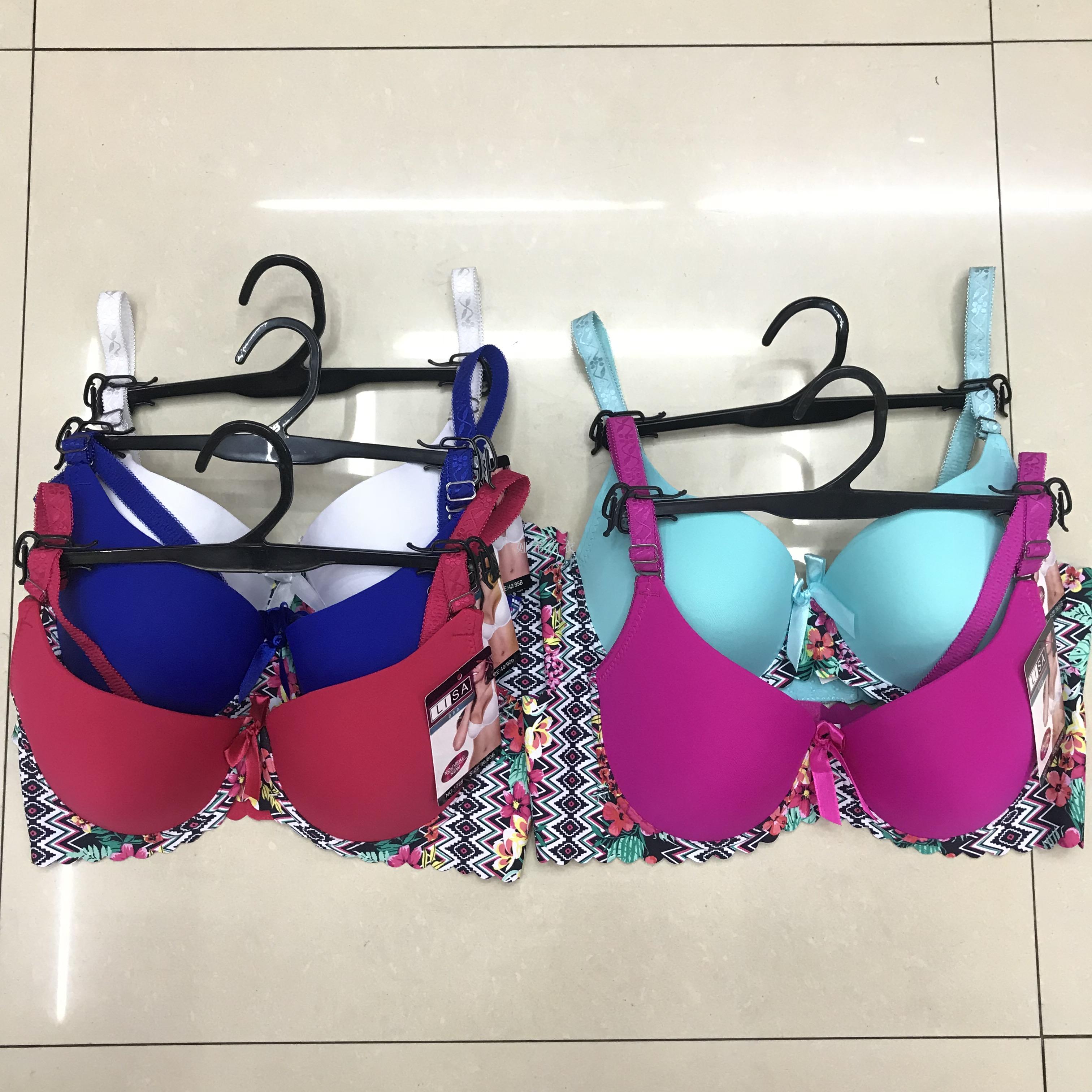 A piece of seamless bra foreign trade size women's underwear swimwear.