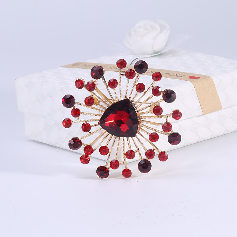 Hot-selling Korean version of the fashion temperament of water drilling corsage brooch joker flower collar pin pin lady brooch clothing accessories