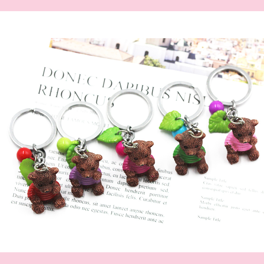 The New creative cartoon animal resin bear key chain bag pendant bear doll, decorative buckle, pendant key ring