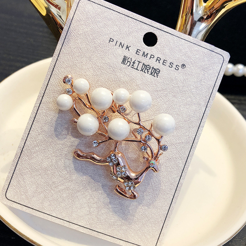 [Aiqi] Pearl Brooch Fashion Clothing Resin Corsage Vintage Animal Silk Scarf Buckle Pin H0042