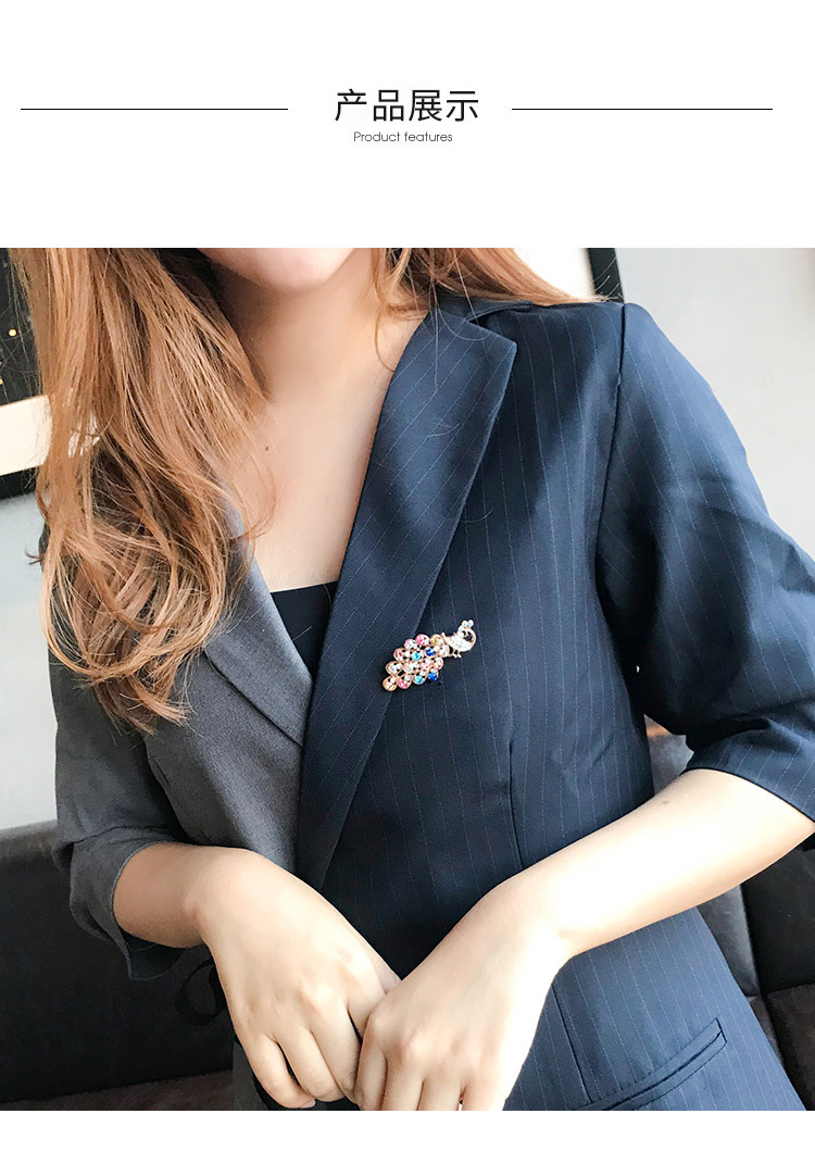 [Aiqi] Pearl Brooch Fashion Clothing Resin Corsage Vintage Animal Silk Scarf Buckle Pin H0042