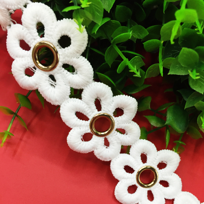 No. 600 eyelet lace accessories manufacturers selling silk embroidery lace milk solution