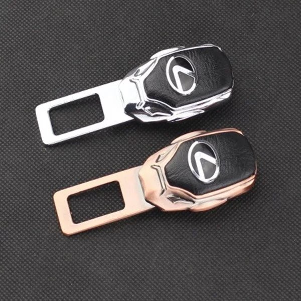 Car seat belt buckle