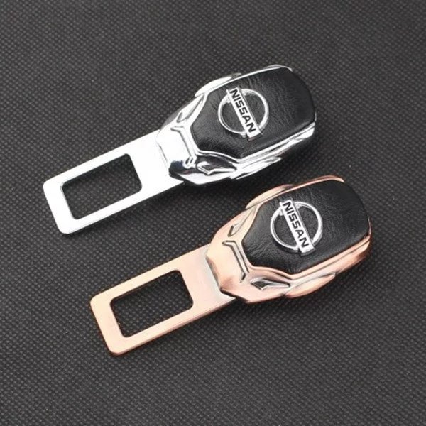 Car seat belt buckle