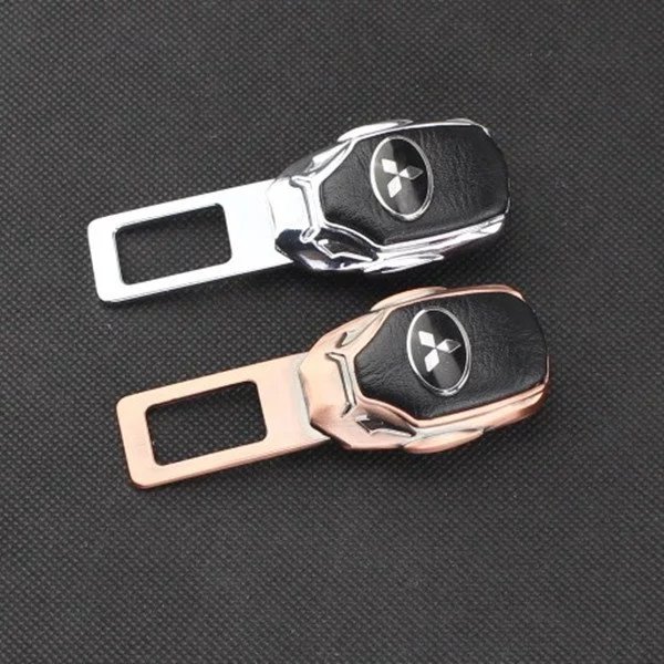 Car seat belt buckle
