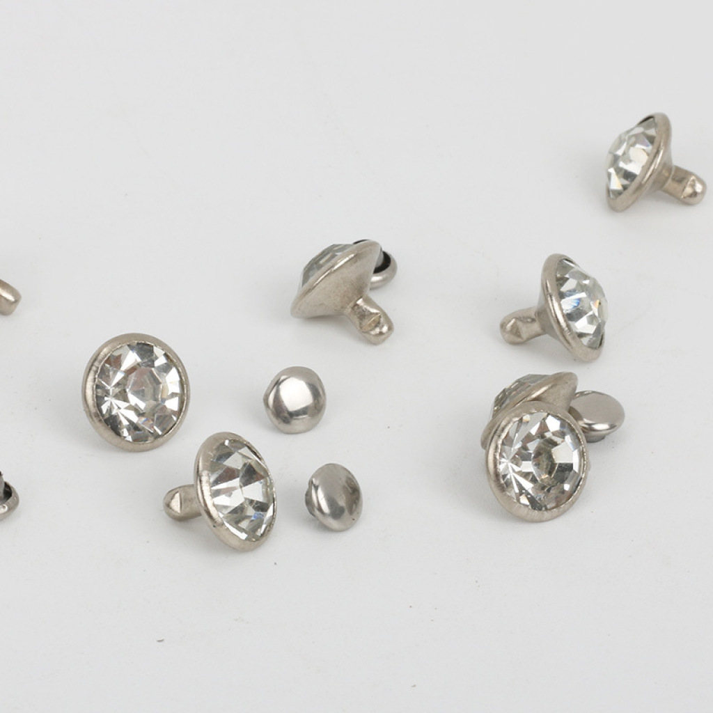 Factory Cross-Border Rhinestone Rhinestone Rhinestone Rhinestone Rivet Grade A Diamond Silver Golden Edge Drill Bit Flowering with Diamond Hit Cap Nail Factory Cross-Border Rhinestone Rhinestone Rhinestone Rhinestone Rivet Grade A Diamond Silver Golden Edge Drill Bit Flowering with Diamond Hit Cap Nail