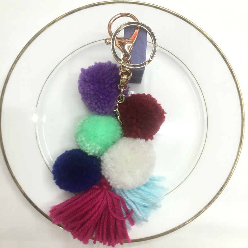 Manufacturers directly for the new exclusive sale of pure manual multicolor wool ball ball bag buckle, mobile phone chain plush pendant Manufacturers directly for the new exclusive sale of pure manual multicolor wool ball ball bag buckle, mobile phone chain plush pendant
