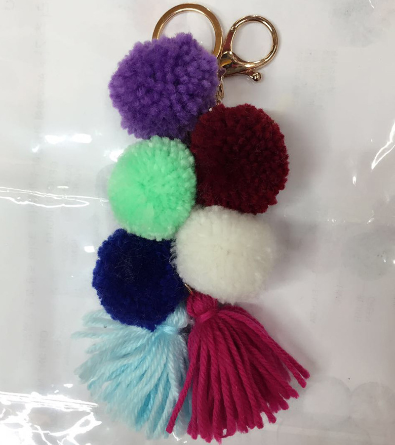 Manufacturers directly for the new exclusive sale of pure manual multicolor wool ball ball bag buckle, mobile phone chain plush pendant Manufacturers directly for the new exclusive sale of pure manual multicolor wool ball ball bag buckle, mobile phone chain plush pendant