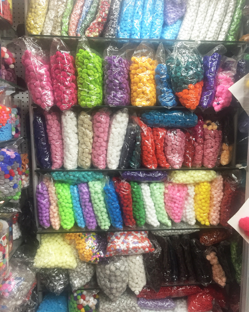 Manufacturers directly for the new exclusive sale of pure manual multicolor wool ball ball bag buckle, mobile phone chain plush pendant Manufacturers directly for the new exclusive sale of pure manual multicolor wool ball ball bag buckle, mobile phone chain plush pendant