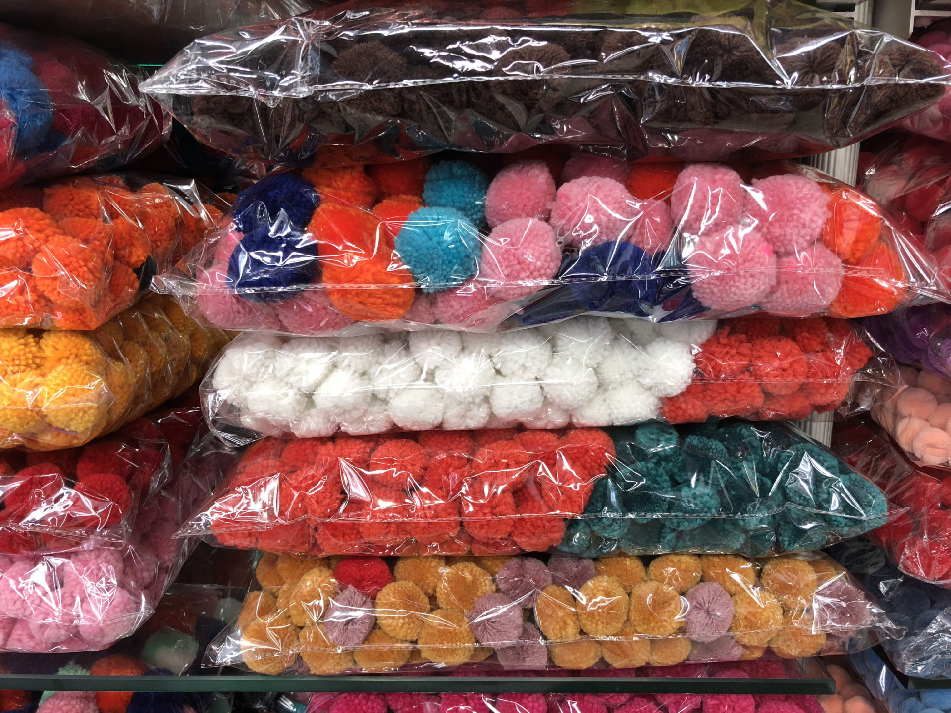 Wholesale color nylon machine repair ball ball high elastic polyester silk wool ball clothing toys diy ball ball