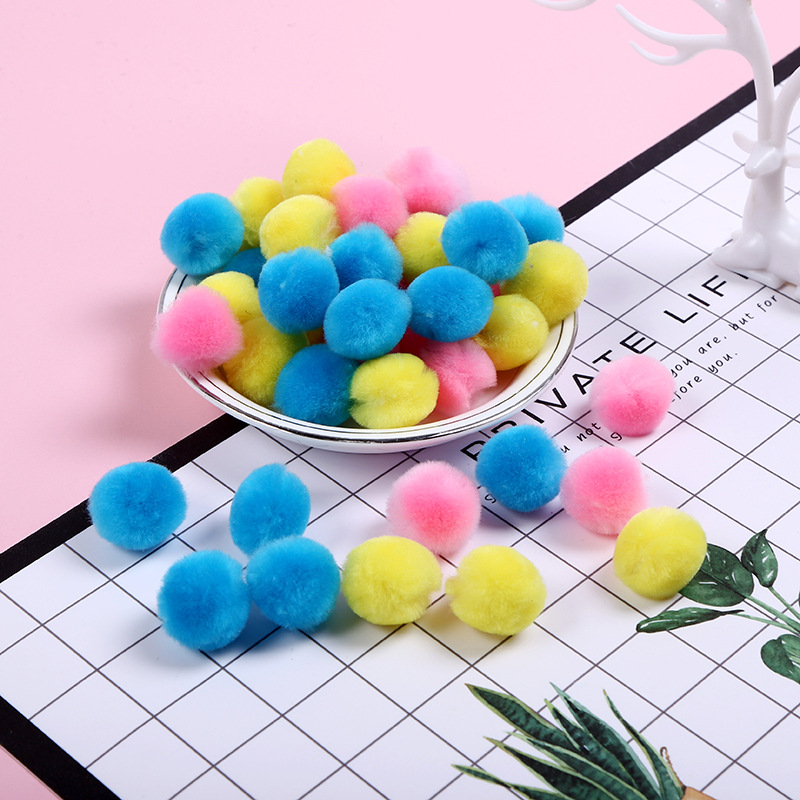 Acrylic hair ball Christmas wool ball artificial plush ball manufacturers direct winter hat accessories