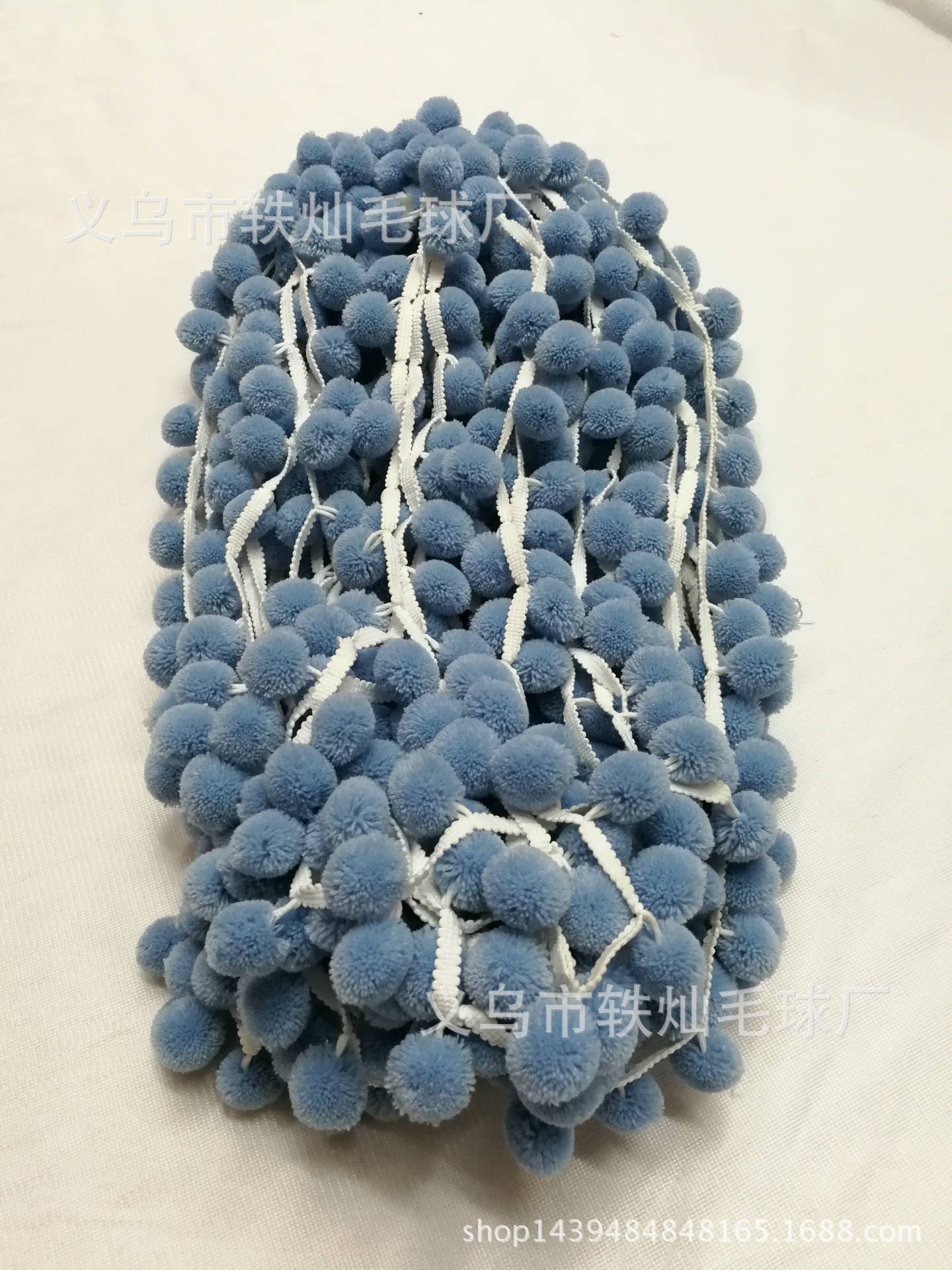 Factory direct sales right angle wool wool ball lace with hand triangle colorful ball hair ball lace accessories