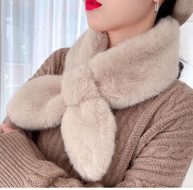 Women's Plush Scarf Winter Korean Style Small Dovetail Cross Scarf Imitation Fur Imitation Rabbit Fur Scarf Plush Fur Collar Warm Women's Plush Scarf Winter Korean Style Small Dovetail Cross Scarf Imitation Fur Imitation Rabbit Fur Scarf Plush Fur Collar Warm