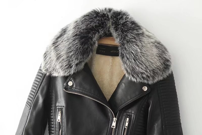 New Autumn Winter 2017 Solidcolor short belt fur collar Motorcycle Leather and Velvet Jacket FEMALE 011505