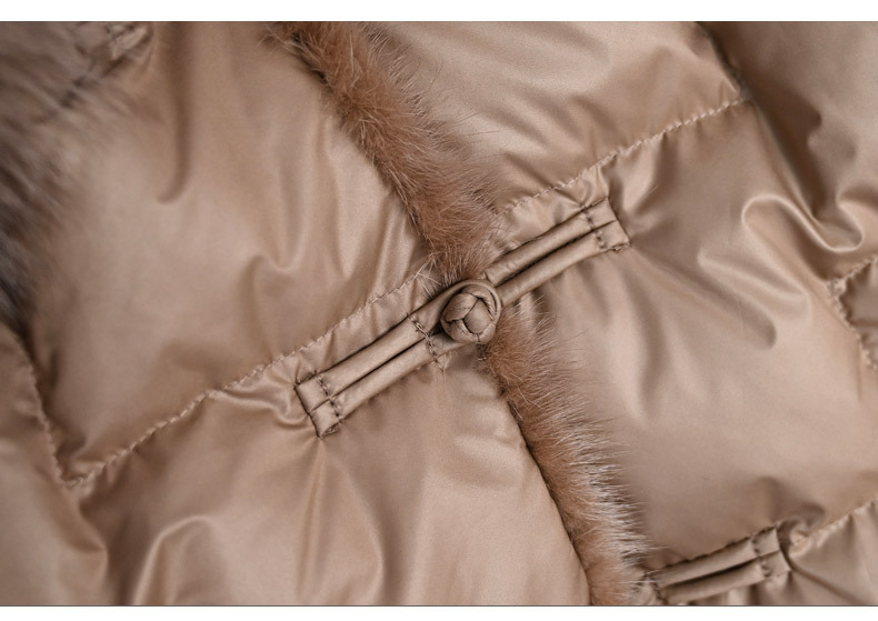 Fox Fur Collar down Jacket Women's 202 New Short High-End Mink Fur Retro Buckle White Duck down Coat