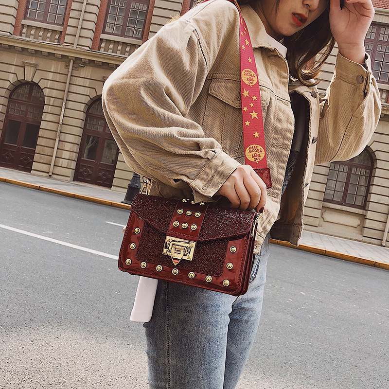 Sequin Pouch Women&#039;s 2021 New Fashionable Korean Style Fashionable Chic Chain Small Square Bag Wide Shoulder Strap Shoulder Messenger Bag