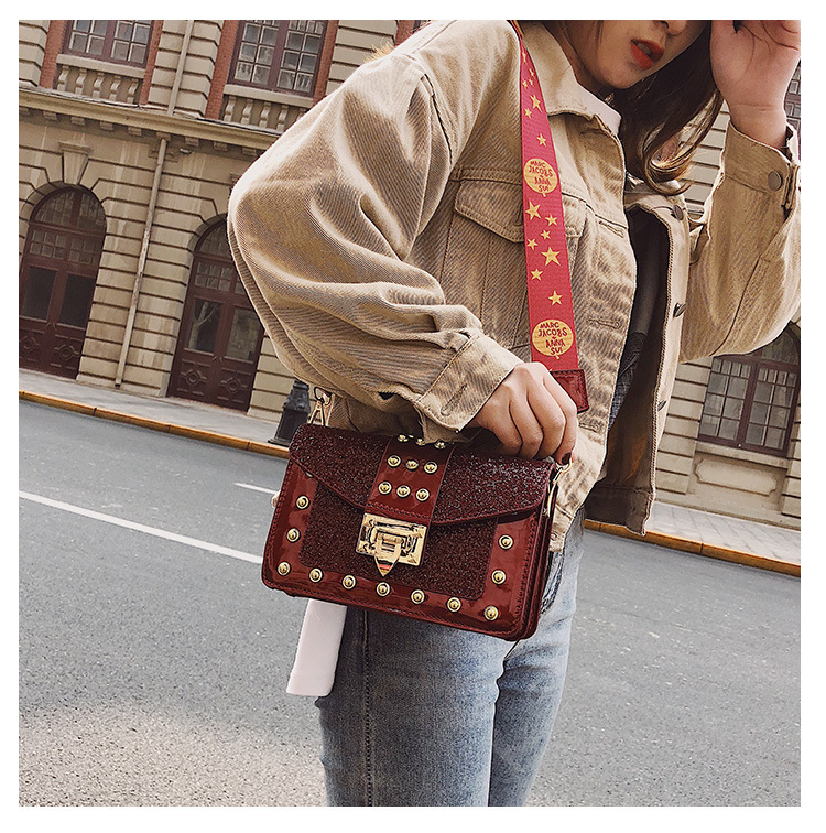 Sequin Pouch Women's 2021 New Fashionable Korean Style Fashionable Chic Chain Small Square Bag Wide Shoulder Strap Shoulder Messenger Bag