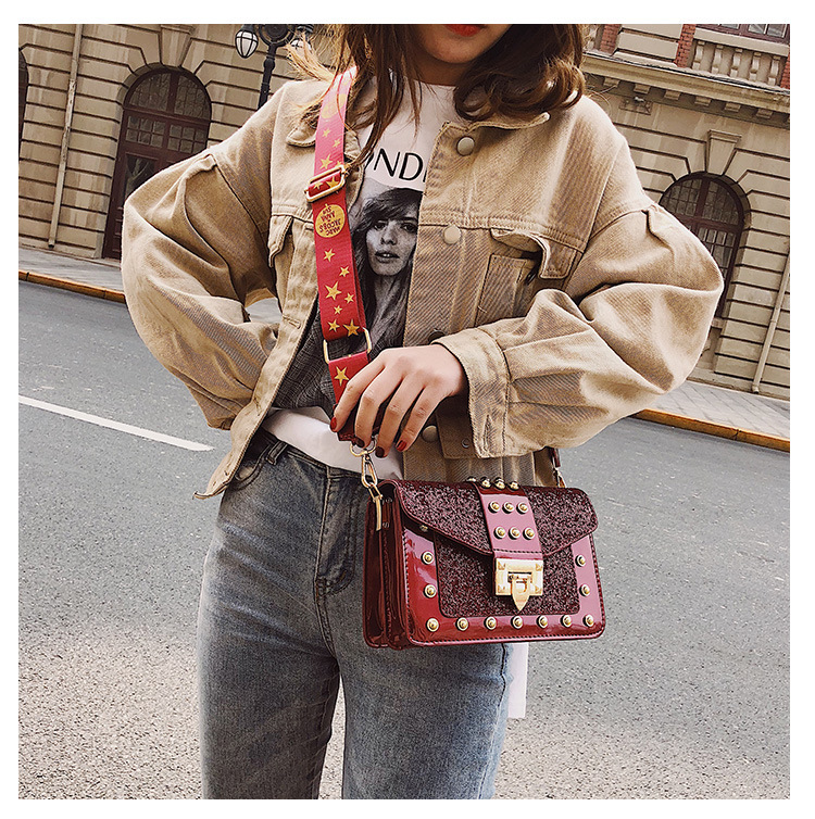 Sequin Pouch Women's 2021 New Fashionable Korean Style Fashionable Chic Chain Small Square Bag Wide Shoulder Strap Shoulder Messenger Bag