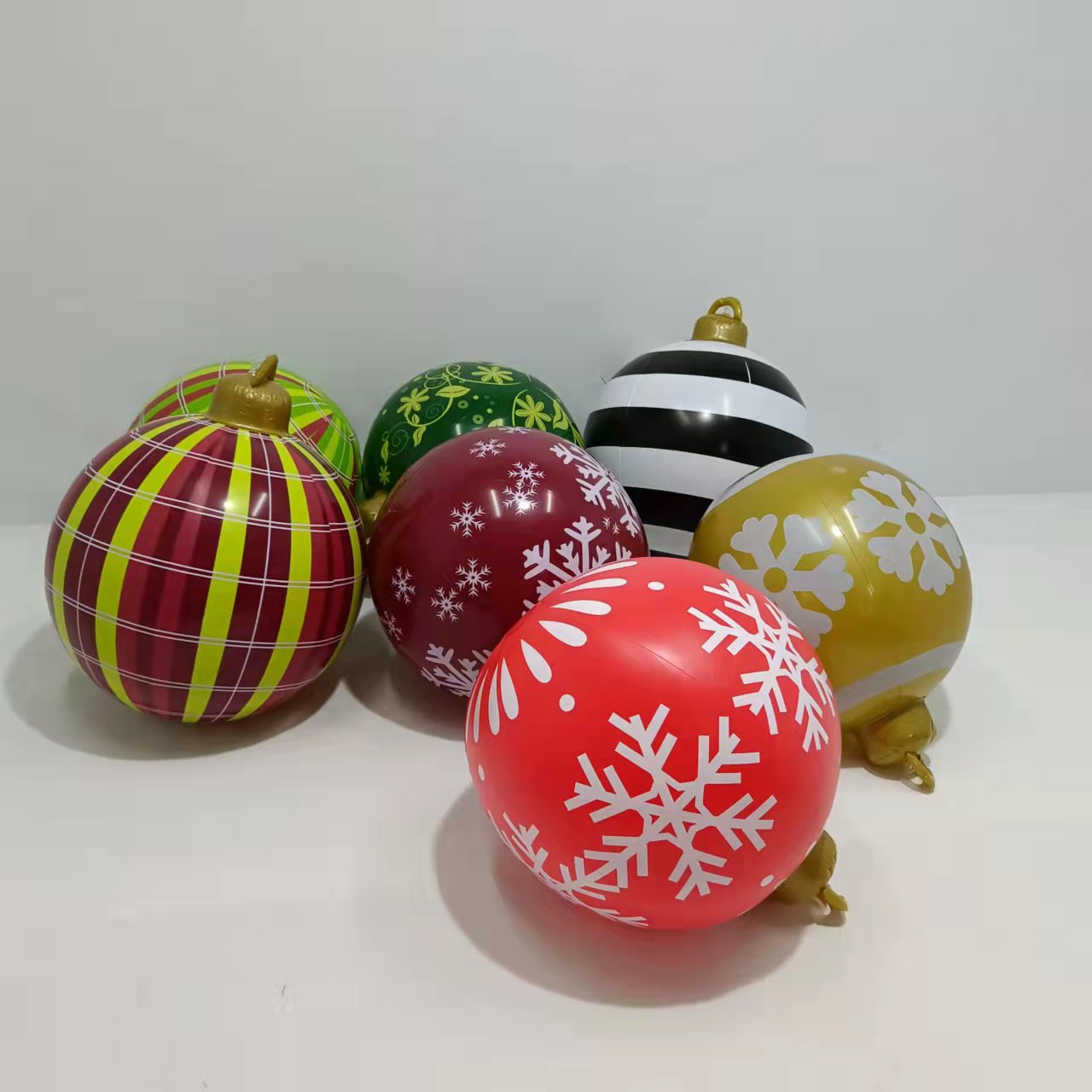 Factory Spot PVC Inflatable Christmas Ball Sequin Ball Inflatable Beach Ball Christmas Ball Factory Spot PVC Inflatable Christmas Ball Sequin Ball Inflatable Beach Ball Christmas Ball