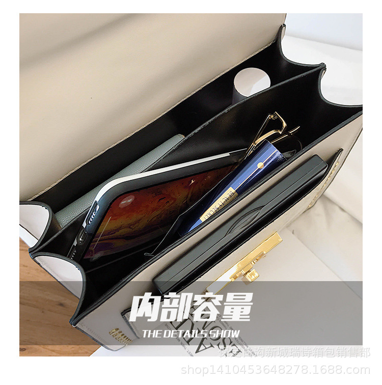 Ins UltraFire Sequin Bag Women's 2019 New KoreanStyle Allmatch OneShoulder Sling Fashion Portable Square Sling Bag Ins UltraFire Sequin Bag Women's 2019 New KoreanStyle Allmatch OneShoulder Sling Fashion Portable Square Sling Bag