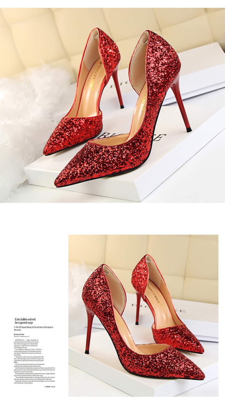 8688 Style Sexy Nightclubs Thinner Women's Shoes Stiletto Heel Shallow Mouth Pointed Toe Side Hollowout Sequin Pumps 8688 Style Sexy Nightclubs Thinner Women's Shoes Stiletto Heel Shallow Mouth Pointed Toe Side Hollowout Sequin Pumps