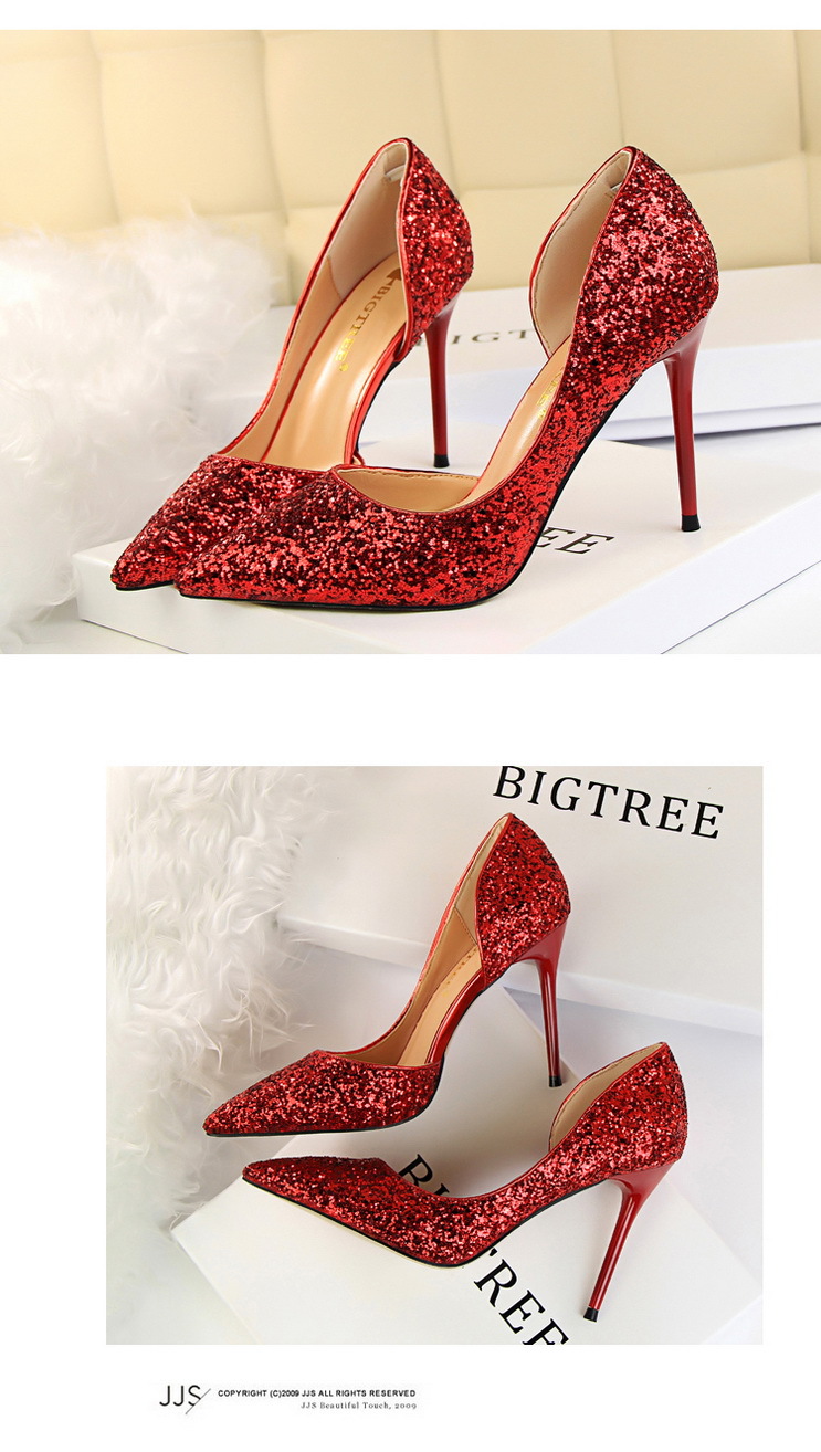 8688 Style Sexy Nightclubs Thinner Women's Shoes Stiletto Heel Shallow Mouth Pointed Toe Side Hollowout Sequin Pumps 8688 Style Sexy Nightclubs Thinner Women's Shoes Stiletto Heel Shallow Mouth Pointed Toe Side Hollowout Sequin Pumps
