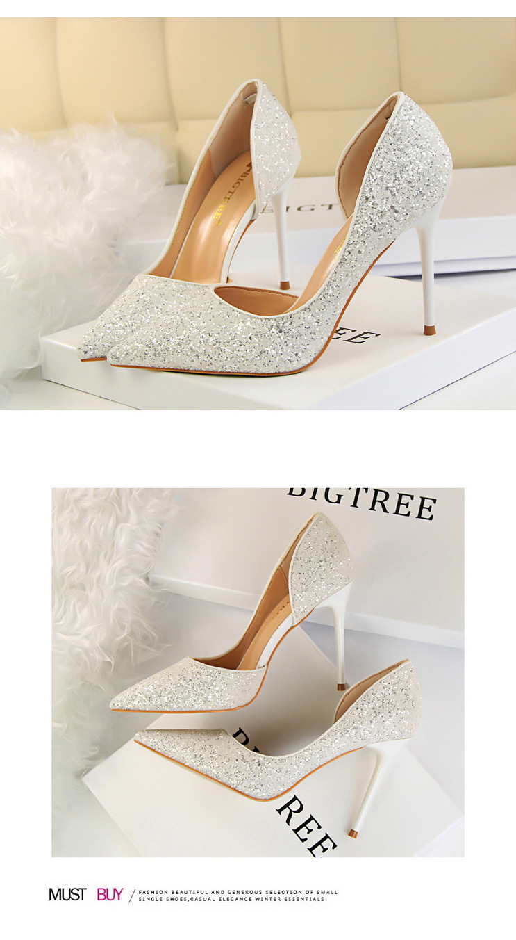 8688 Style Sexy Nightclubs Thinner Women's Shoes Stiletto Heel Shallow Mouth Pointed Toe Side Hollowout Sequin Pumps 8688 Style Sexy Nightclubs Thinner Women's Shoes Stiletto Heel Shallow Mouth Pointed Toe Side Hollowout Sequin Pumps