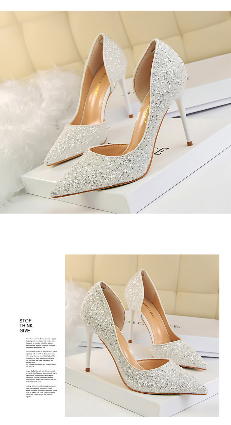 8688 Style Sexy Nightclubs Thinner Women's Shoes Stiletto Heel Shallow Mouth Pointed Toe Side Hollowout Sequin Pumps 8688 Style Sexy Nightclubs Thinner Women's Shoes Stiletto Heel Shallow Mouth Pointed Toe Side Hollowout Sequin Pumps