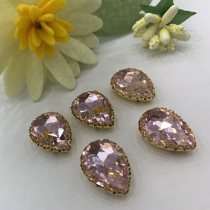 Water Drop Rhinestones D-Shaped Anti-Hook Gold Bottom DIY Wedding Shoes Accessories Lace Edge Diamond Super Flash Hand Sewing Drill Wholesale Water Drop Rhinestones D-Shaped Anti-Hook Gold Bottom DIY Wedding Shoes Accessories Lace Edge Diamond Super Flash Hand Sewing Drill Wholesale
