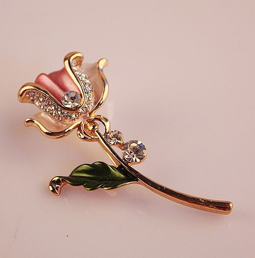 Boutique Luxury Color-Preserving Electroplating Ornament Silk Scarf Buckle Pin European and American Large Zircon Full Diamond Brooch Mixed Batch 10 Yuan Store