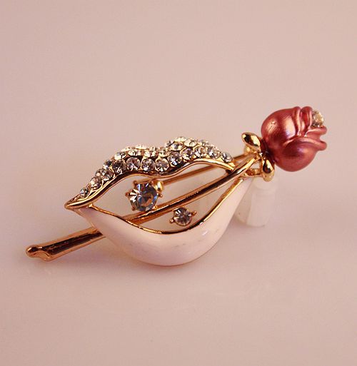 Boutique Luxury Color-Preserving Electroplating Ornament Silk Scarf Buckle Pin European and American Large Zircon Full Diamond Brooch Mixed Batch 10 Yuan Store
