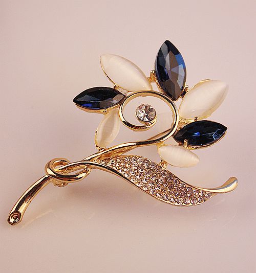Boutique Luxury Color-Preserving Electroplating Ornament Silk Scarf Buckle Pin European and American Large Zircon Full Diamond Brooch Mixed Batch 10 Yuan Store