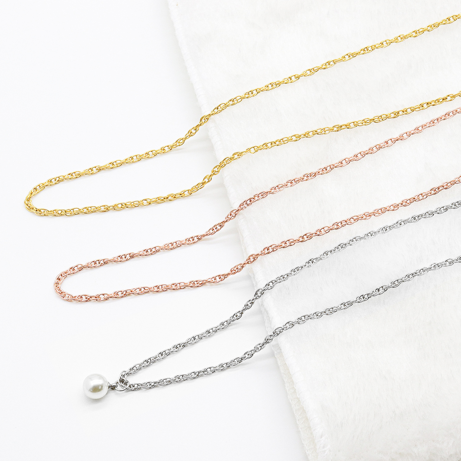 European and American Style Double Buckle Cross Necklace Titanium Steel Welding Port Double Cross Vacuum Electroplating Stainless Steel Clavicle Chain Sweater Chain
