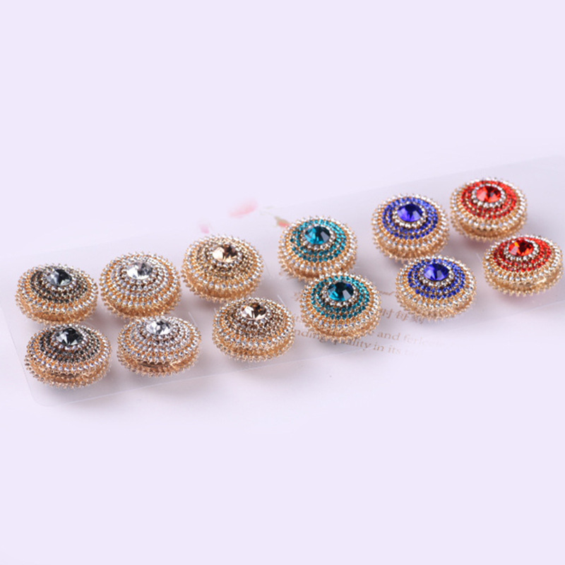European and American Retro Fashion Big Brooch Shirt Collar Buckle Decorative Pin Magnetic Snap Dual Purpose Brooch Headscarf Fixing Needle