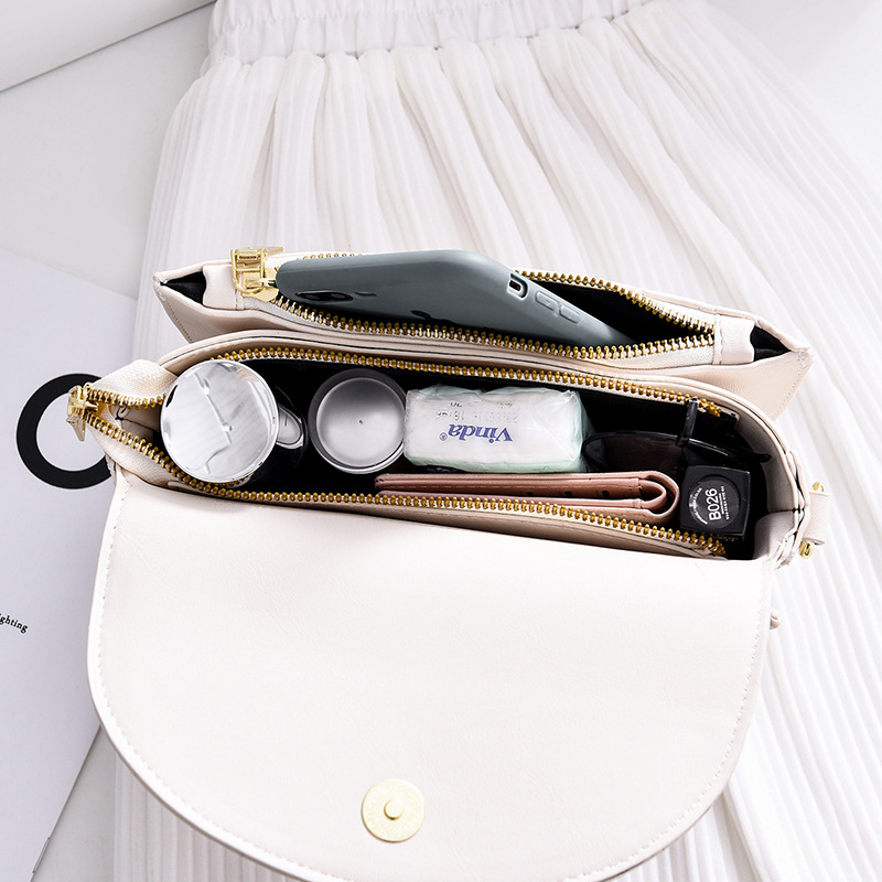 Tiktok White All-Matching Fashionable Elegant Women&#039;s Messenger Bag PU Leather Solid Color Hardware Magnetic Buckle Shoulder Bag Women&#039;s