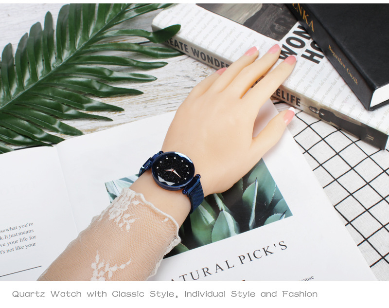 Factory Direct Sales One Piece Dropshipping Cross-Border Hot Internet Celebrity Hot Selling Same Starry Sky Diamond-Embedded Lazy Magnetic Buckle Women's Watch