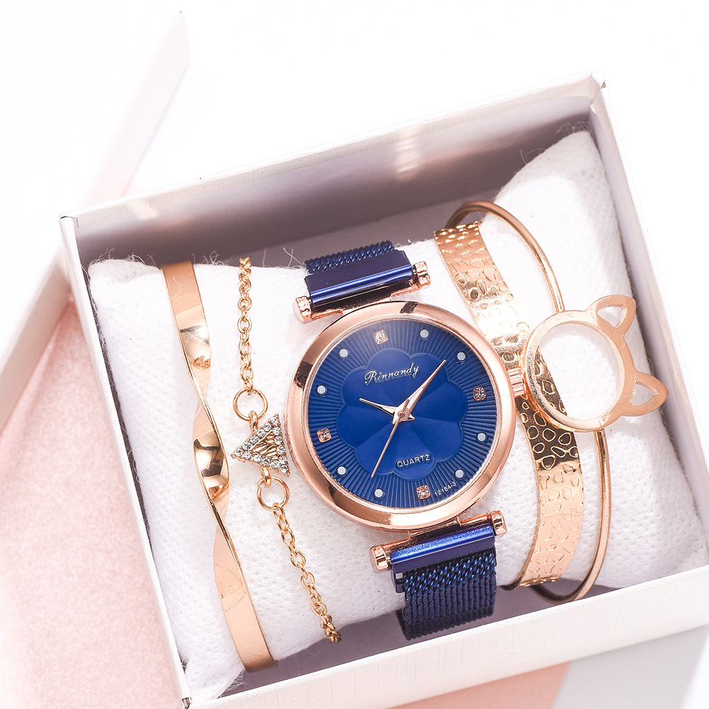 INS Cross-Border Watch Women's Magnetic Buckle Simple Casual Watch Flower Dial Alloy Mesh Quartz Watch