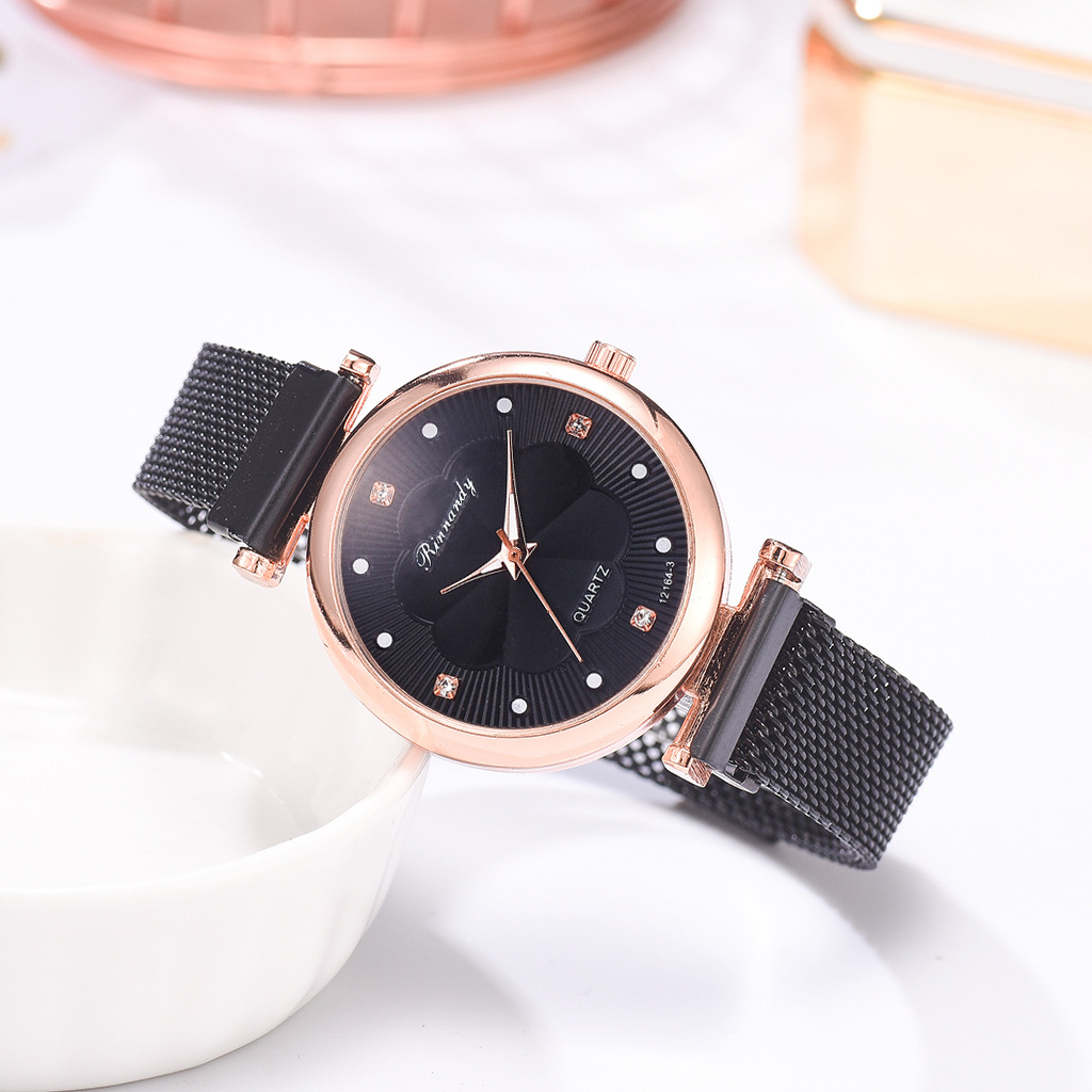 INS Cross-Border Watch Women's Magnetic Buckle Simple Casual Watch Flower Dial Alloy Mesh Quartz Watch