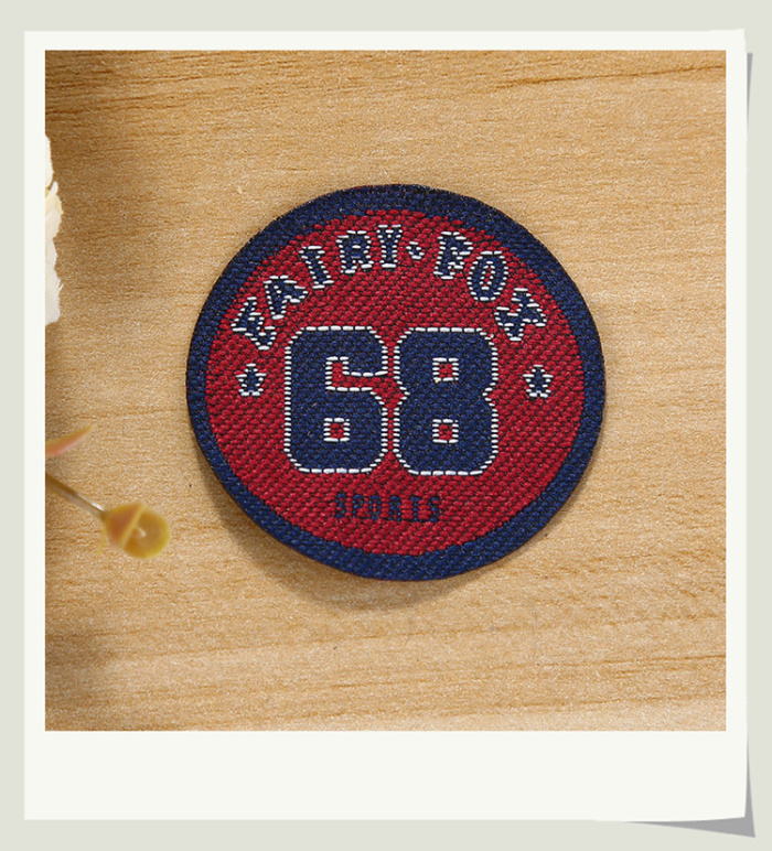 To make a custom small and medium school kindergarten garden school uniform cloth paste round badge badge