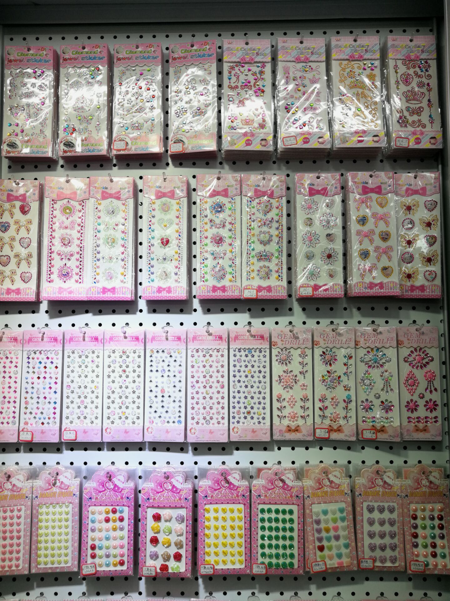 LLV Acrylic Crystal Stickers Diamond Decorative Stickers DIY Creative Paste Cloth Bow Stickers Cartoon Stickers LLV Acrylic Crystal Stickers Diamond Decorative Stickers DIY Creative Paste Cloth Bow Stickers Cartoon Stickers