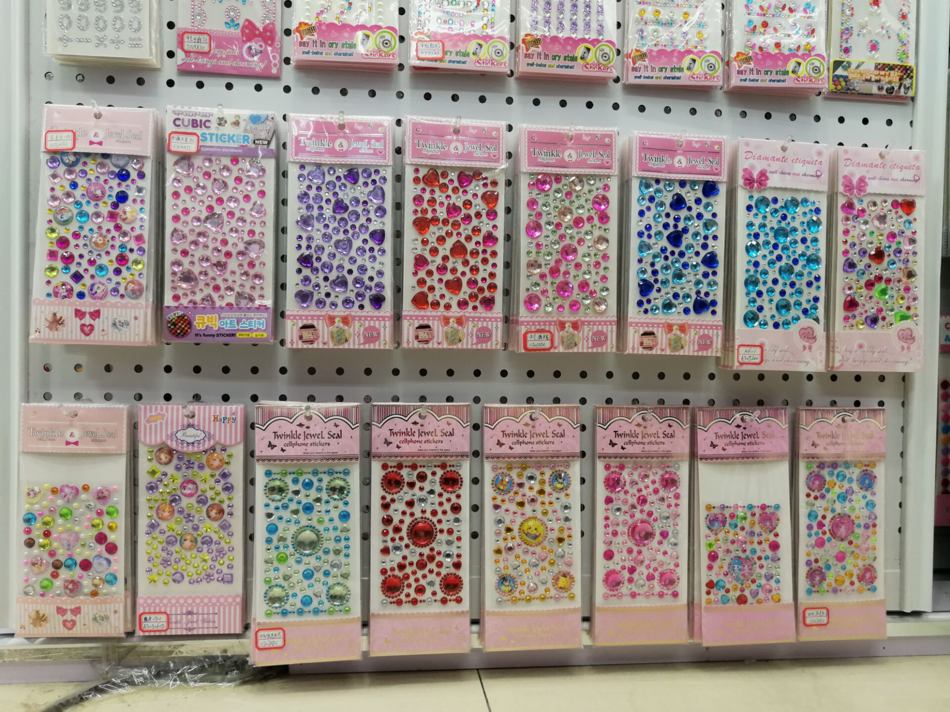 LLV Acrylic Crystal Stickers Diamond Decorative Stickers DIY Creative Paste Cloth Bow Stickers Cartoon Stickers LLV Acrylic Crystal Stickers Diamond Decorative Stickers DIY Creative Paste Cloth Bow Stickers Cartoon Stickers