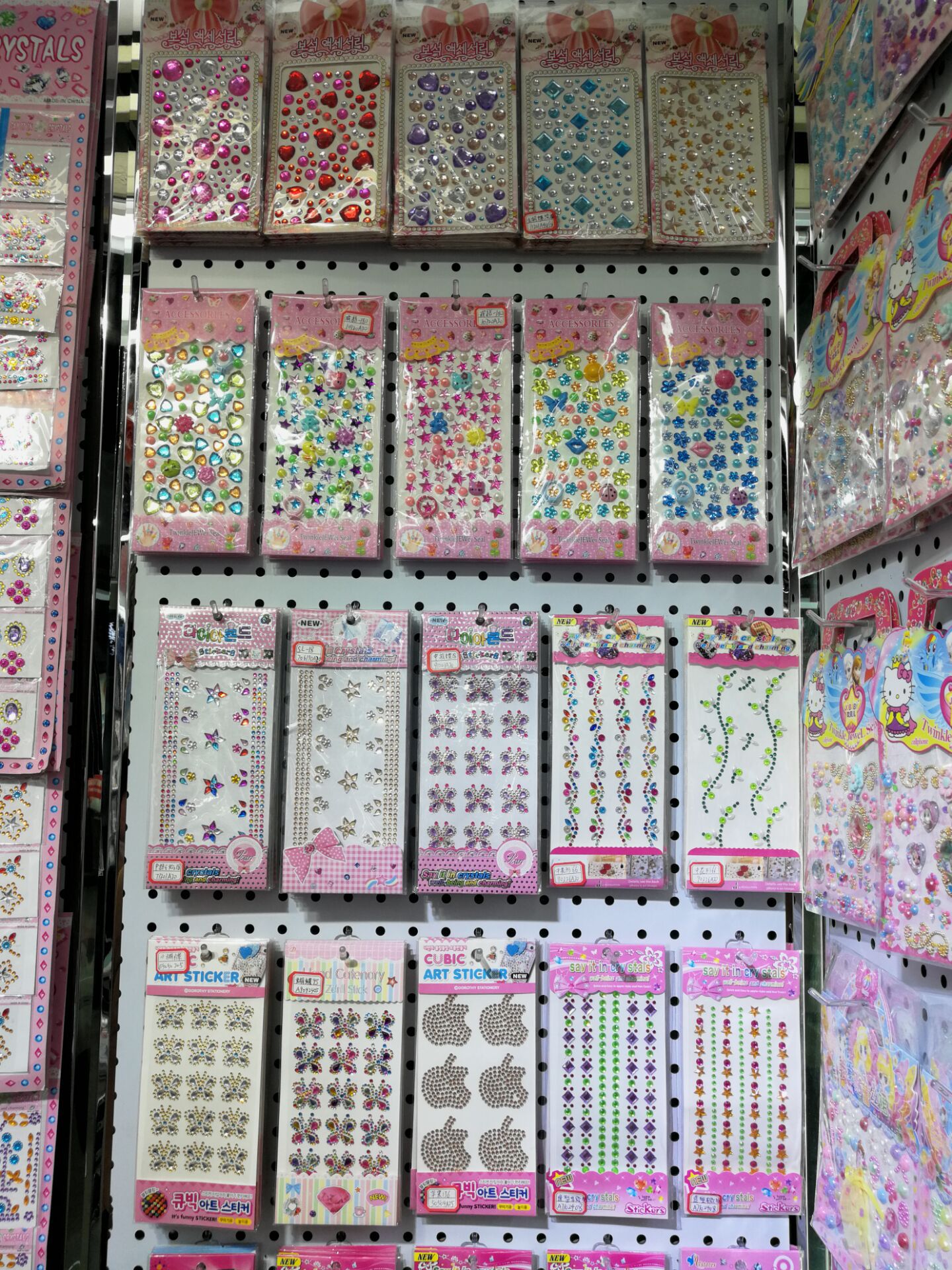 LLV Acrylic Crystal Stickers Diamond Decorative Stickers DIY Creative Paste Cloth Bow Stickers Cartoon Stickers LLV Acrylic Crystal Stickers Diamond Decorative Stickers DIY Creative Paste Cloth Bow Stickers Cartoon Stickers