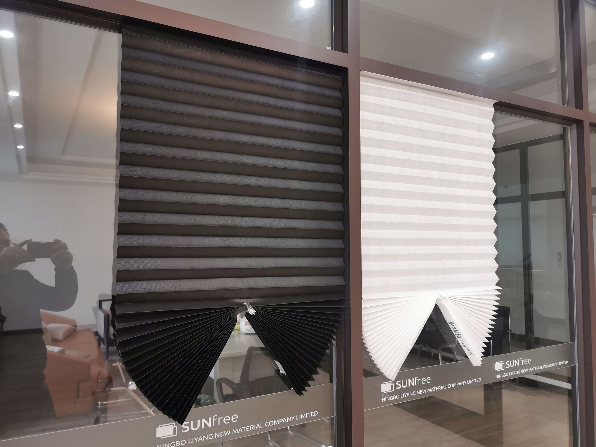 Curtain Customized Non-Woven Fabric Simple Paste Pleated Blinds Pleated Shades Non-Woven Fabric Folding Fabric Cloth Curtain