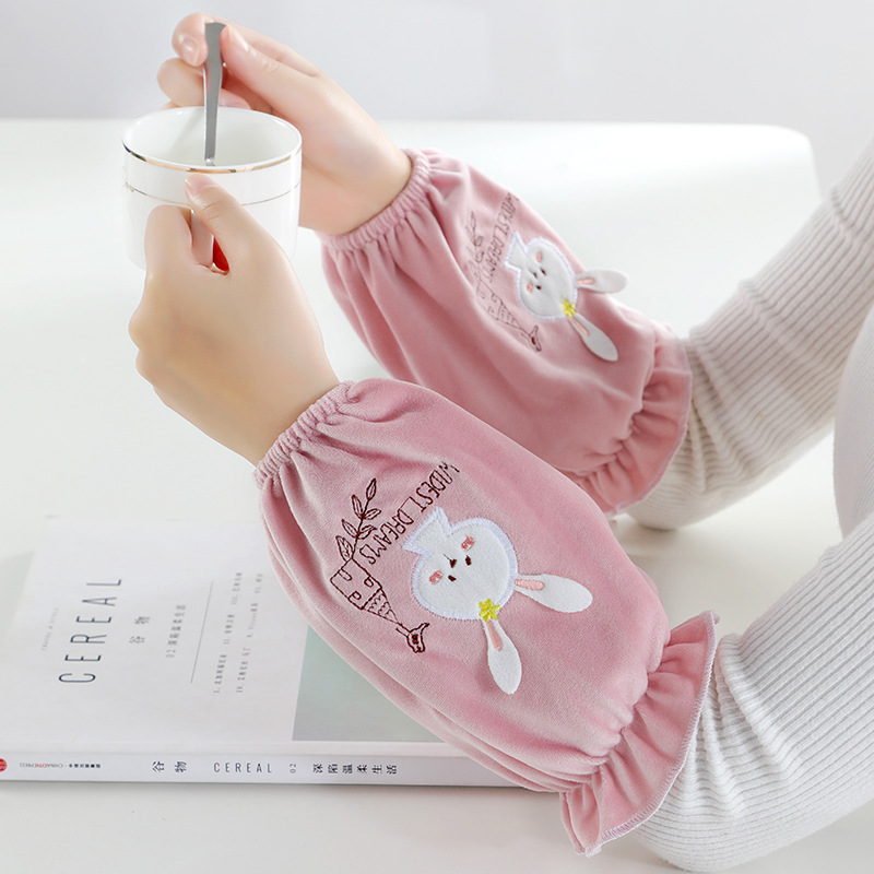 Autumn and Winter New Student Oversleeve Paste Cloth Embroidery Women&#039;s Short Sleeves Cute Sweet Oversleeve Factory Wholesale