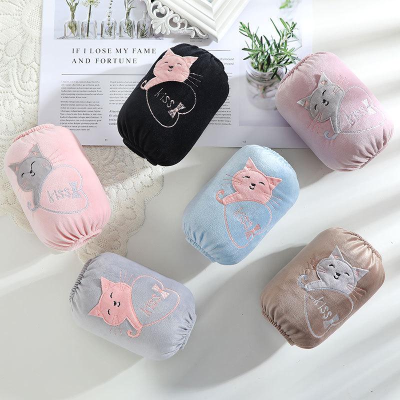 Winter New Children&#039;s Cartoon Animal Paste Cloth Embroidery Flannel Oversleeve Male and Female Students Bear Antifouling Sleeves Oversleeve