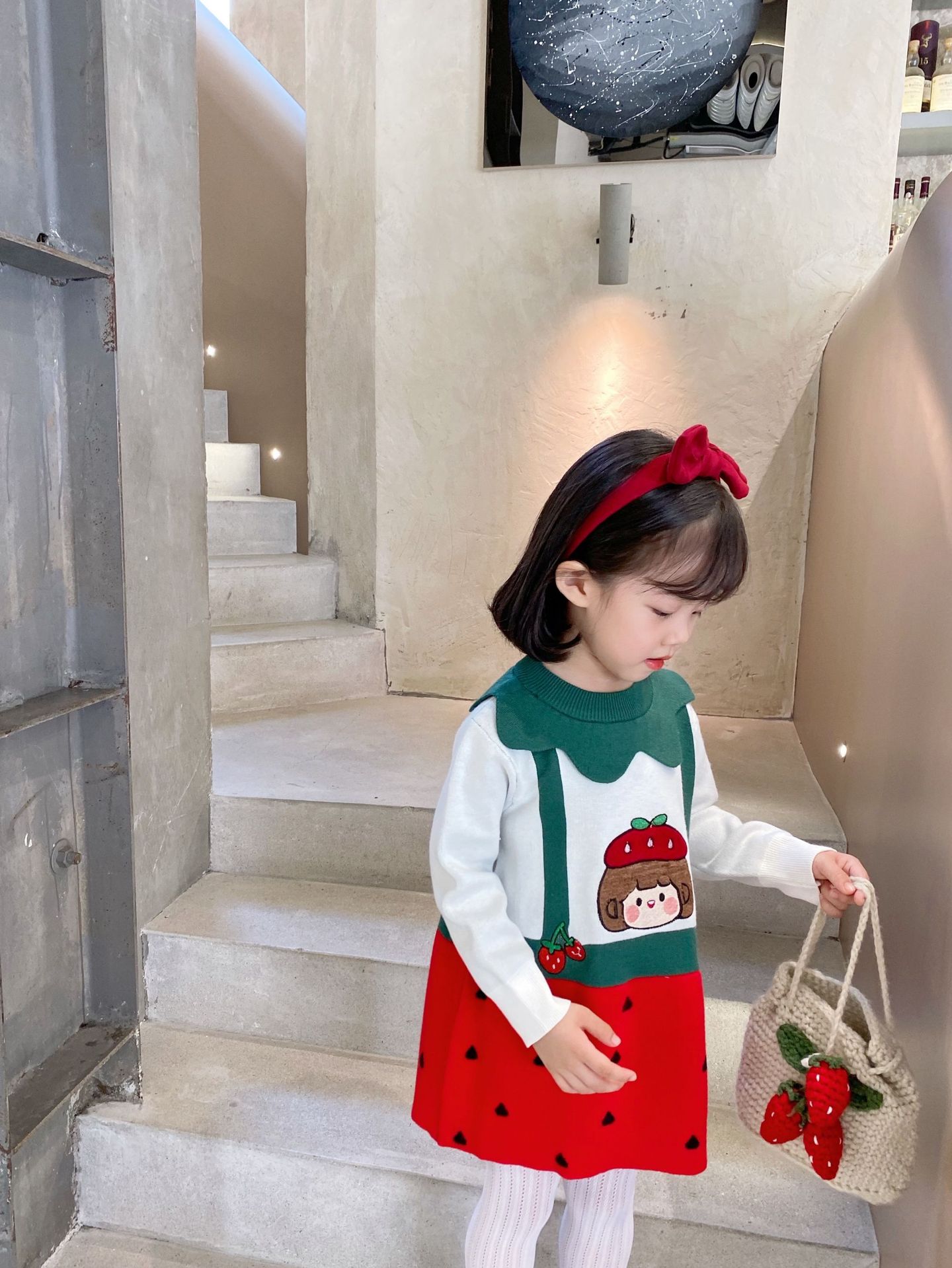 21 Autumn and Winter New Japanese Girl's Clothing Strawberry Fake Two-Piece Knitted Cute Sweet Dress Delivery Supported 21 Autumn and Winter New Japanese Girl's Clothing Strawberry Fake Two-Piece Knitted Cute Sweet Dress Delivery Supported