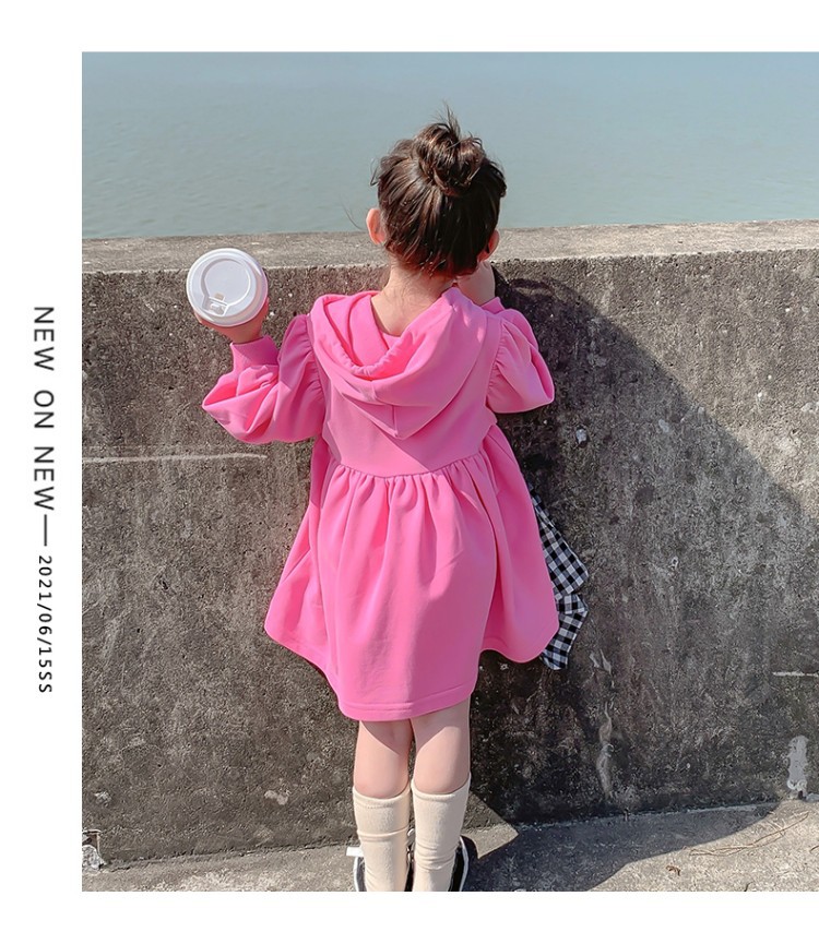 2021 Autumn New Korean Style Girls' Loose Mid-Length Online Influencer Fashion Sweater Dress Baby Girls' Fashion Dress 2021 Autumn New Korean Style Girls' Loose Mid-Length Online Influencer Fashion Sweater Dress Baby Girls' Fashion Dress