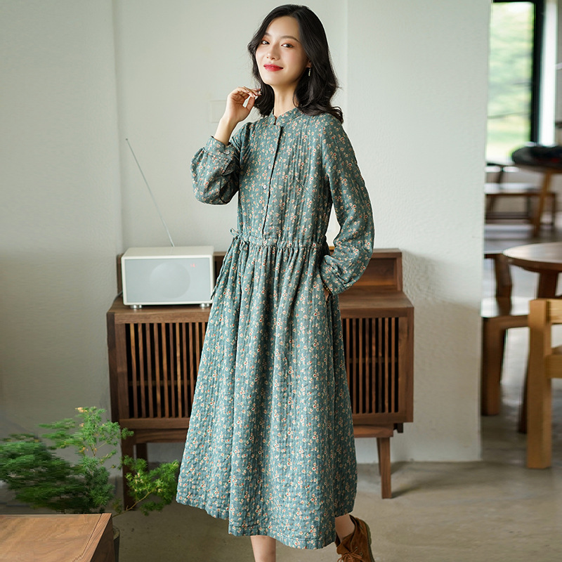 Retro Women&#039;s Clothing 2021 New Long Sleeve Floral Dress Autumn and Winter Tight Waist Small Temperament A- line Dress Wholesale